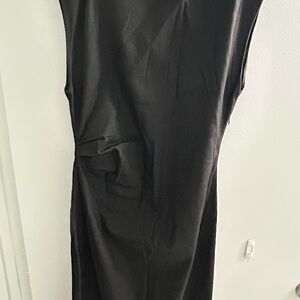 Massimo Dutti Elegant Black Linen Maxi Dress